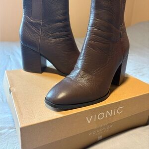 Vionic Dark Brown Heeled Boots
